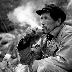 秦岭深处的扫把工