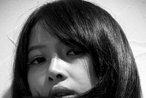 室内黑白人像习作yoyo