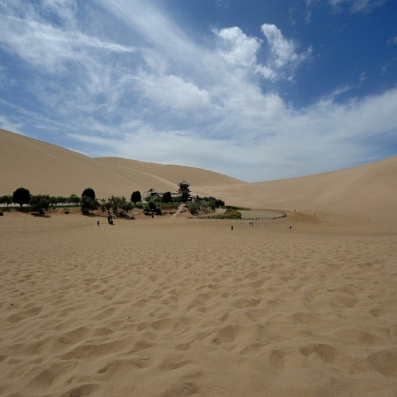 最后一滴泪   化作一泓泉