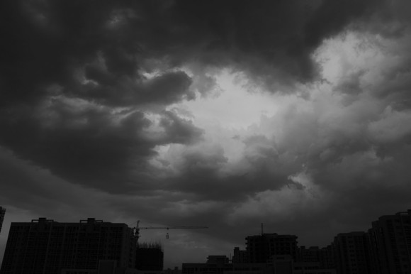 打雷了！下雨了！回家收衣服了。。。