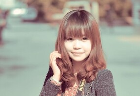 我是佳能帮你是尼康妹